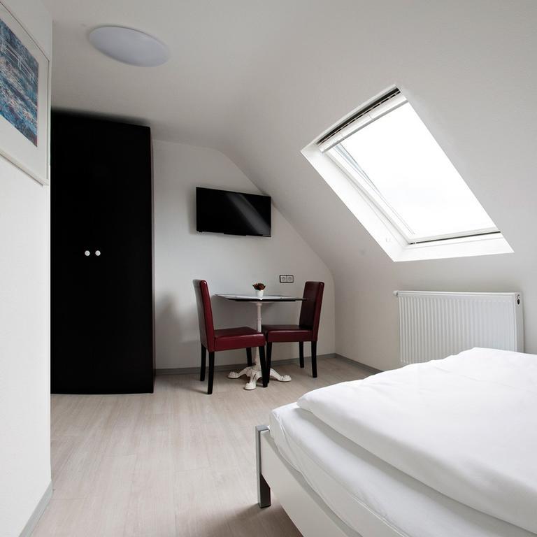Pension Gino Nuertingen Extérieur photo