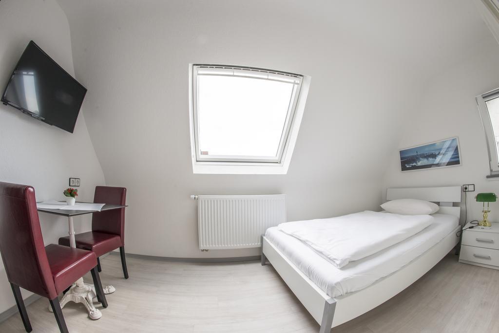 Pension Gino Nuertingen Extérieur photo